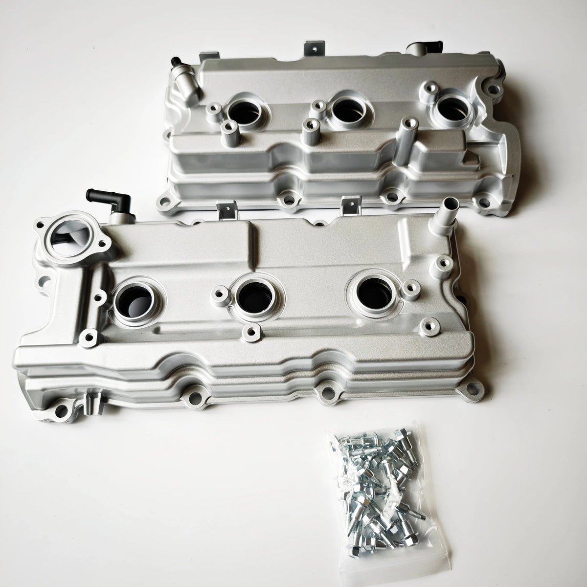 Aluminum Valve Cover Kit – Nissan Pathfinder 2002–2004 & Infiniti QX4 2002–2003 3.5L